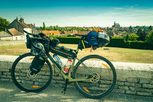 Fabrication française et sacoches de vélo : ce qui change côté durabilité